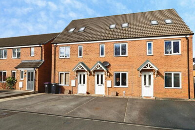 Property on Furnace Close, LN6 9ZR