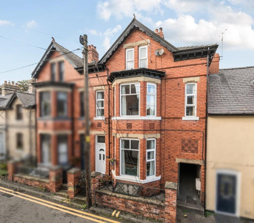 Terraced House