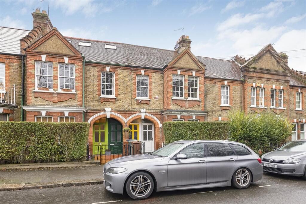 Property main image