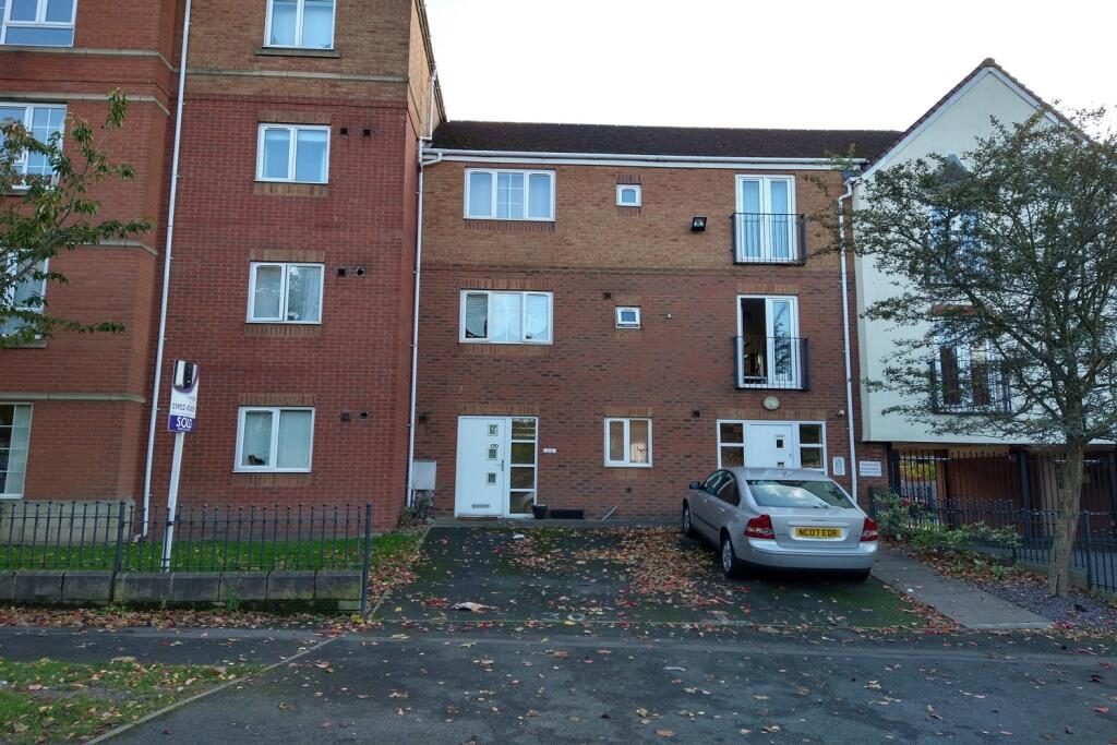 Property main image