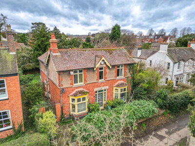 Property on Church Walk, CV9 1AJ