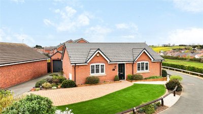 Property on Cabinhill Road, CV10 9RE