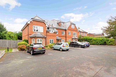 Property on Finchampstead Road, RG41 2PF