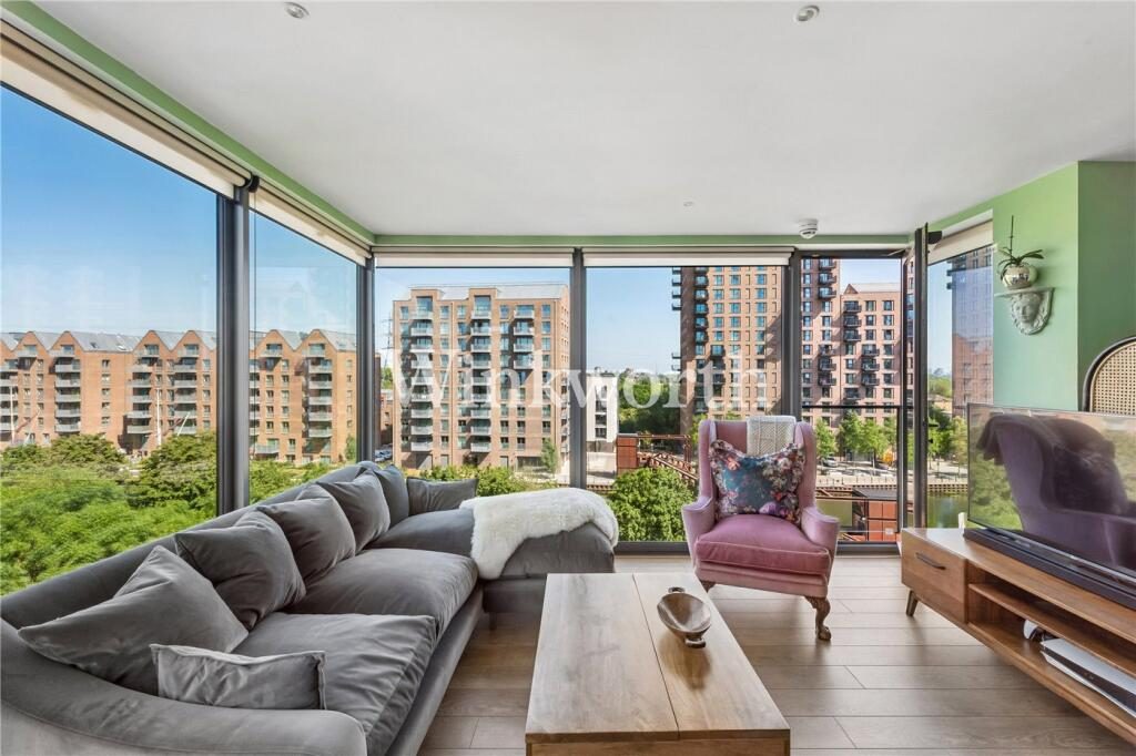 Property main image