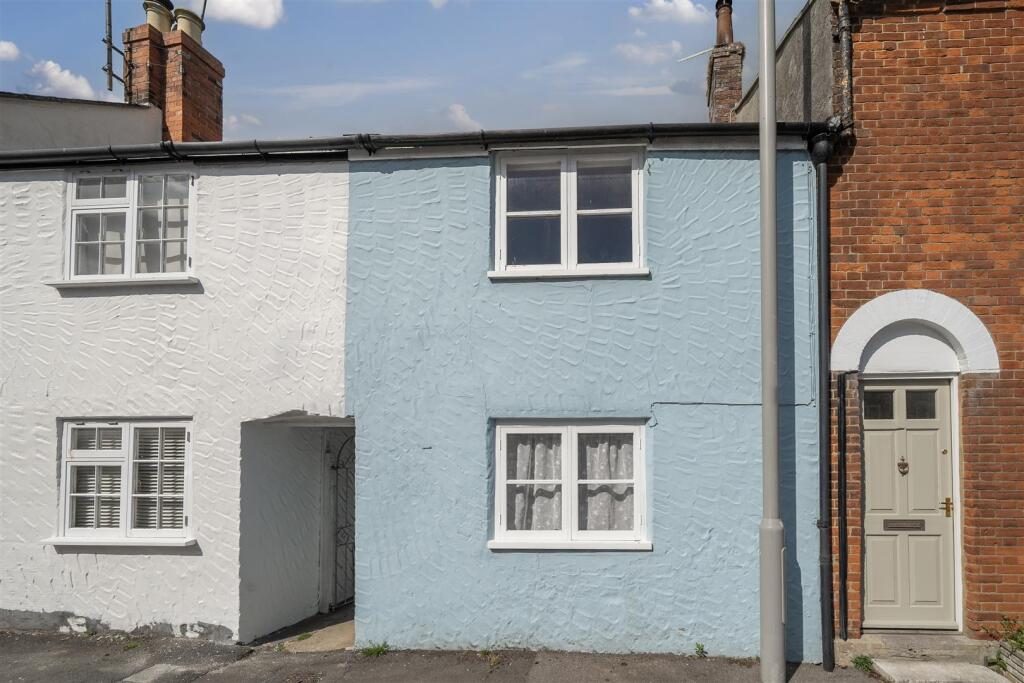 Terraced House