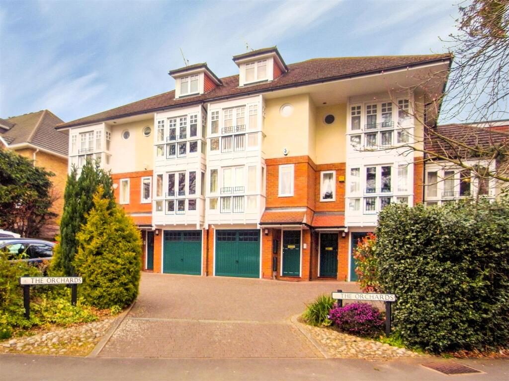 Terraced House