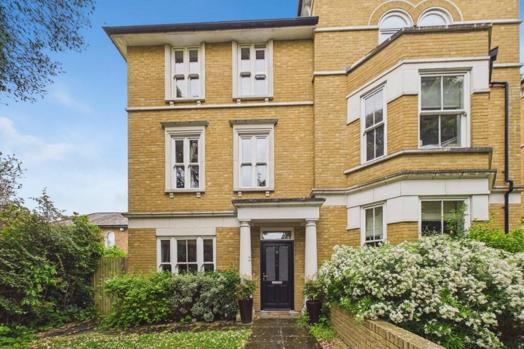 Property main image