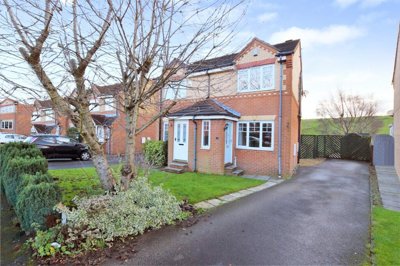 Property on Peacock Green, LS27 8GY