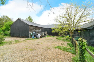 Property on London Road, SG8 9LS