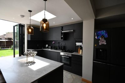 Property on Harcourt Avenue, HA8 8YN