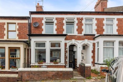 Property on Preswylfa Street, CF5 1FS
