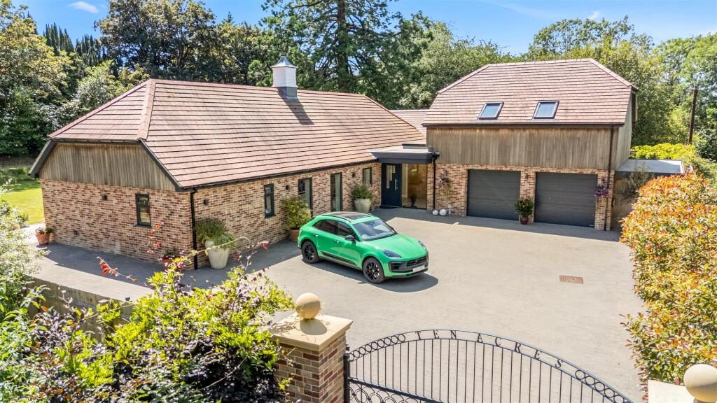 Property main image