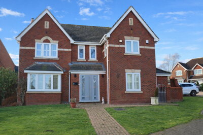 Property on Summers Close, LE9 7QP