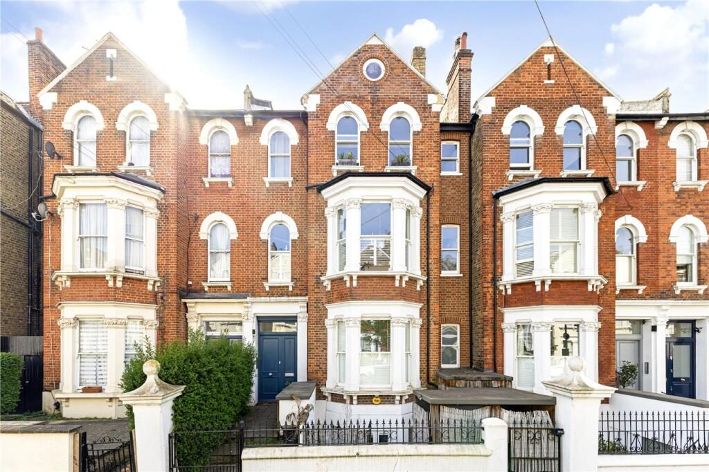 Property main image