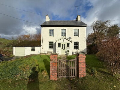 Property on SY23 4QU