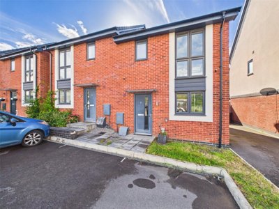 Property on Booth Way, GL2 2JL
