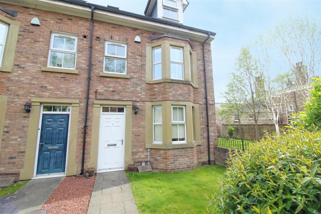Property main image
