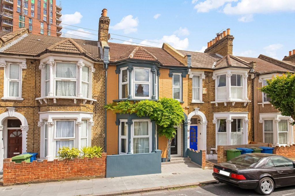 Terraced House
