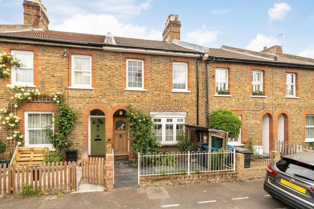 Terraced House