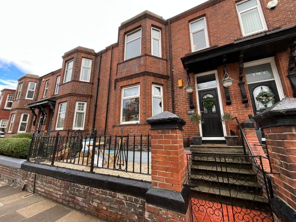 Terraced House