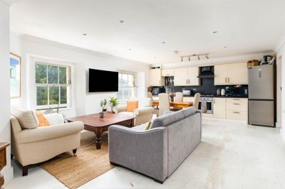 Property on Burlington Road, BS6 6TL