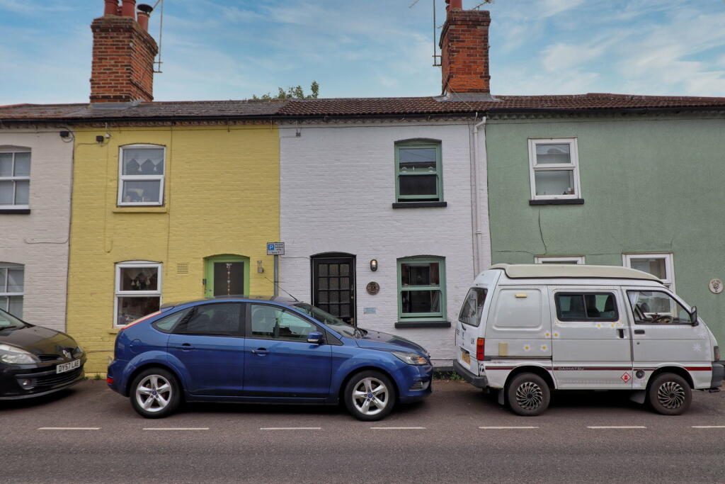 Property main image