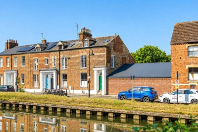 Property on East Street, OX2 0AU