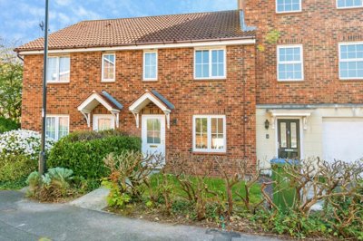 Property on Avro Close, SO15 4AE