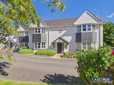 Property on Llys Adda, LL57 2AW