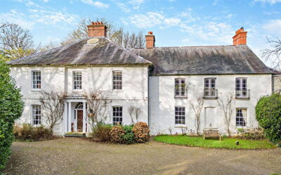 Property on SA43 2LB