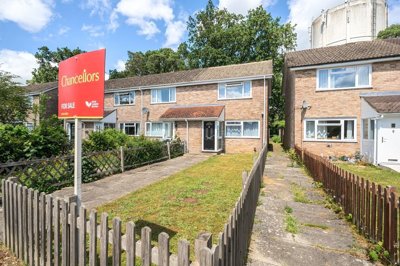 Property on Goodwin Walk, RG14 6SD
