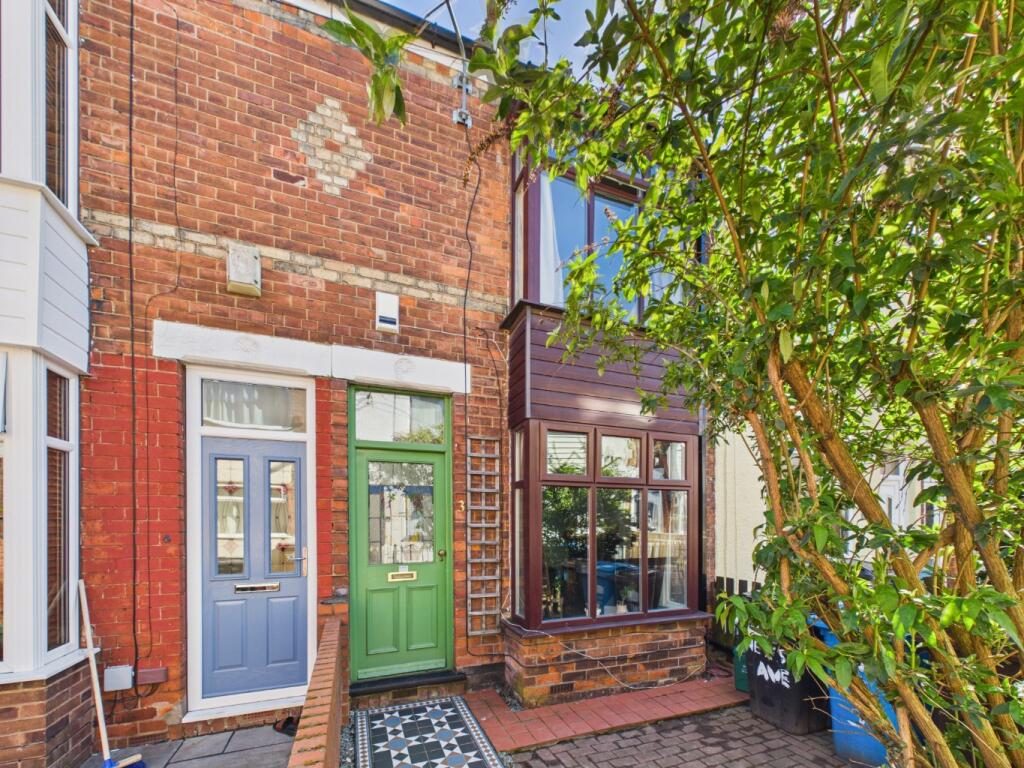 Terraced House