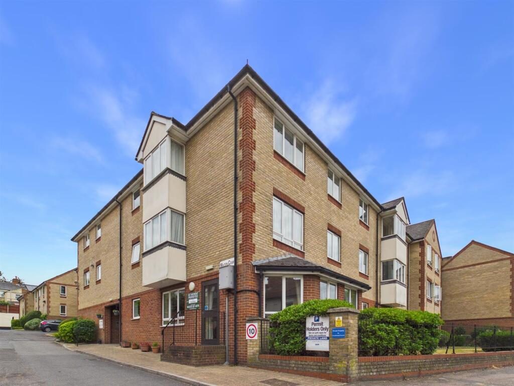 Property main image