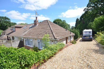 Property on Kiln Lane, GU10 3LS