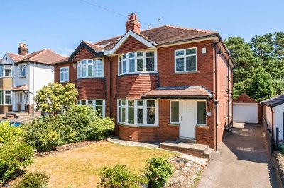 Property on King Lane, LS17 7AX