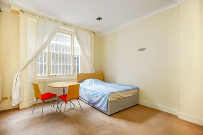 Maisonette
