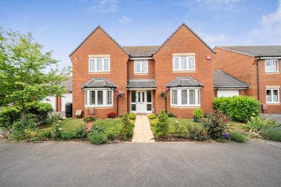 Property on PO11 9FL