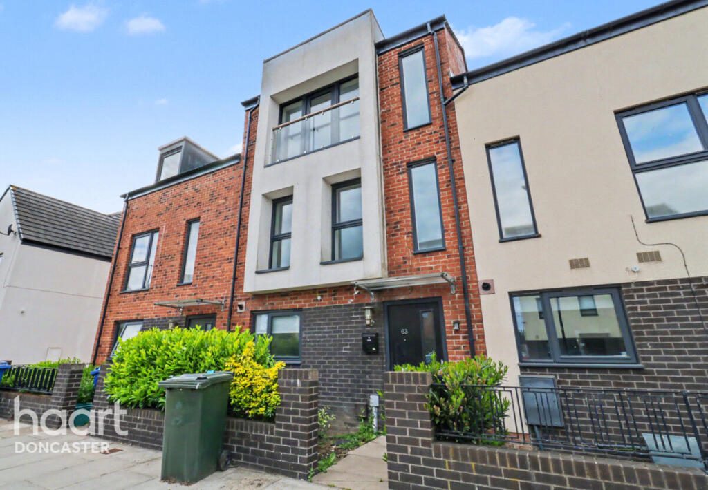 Terraced House