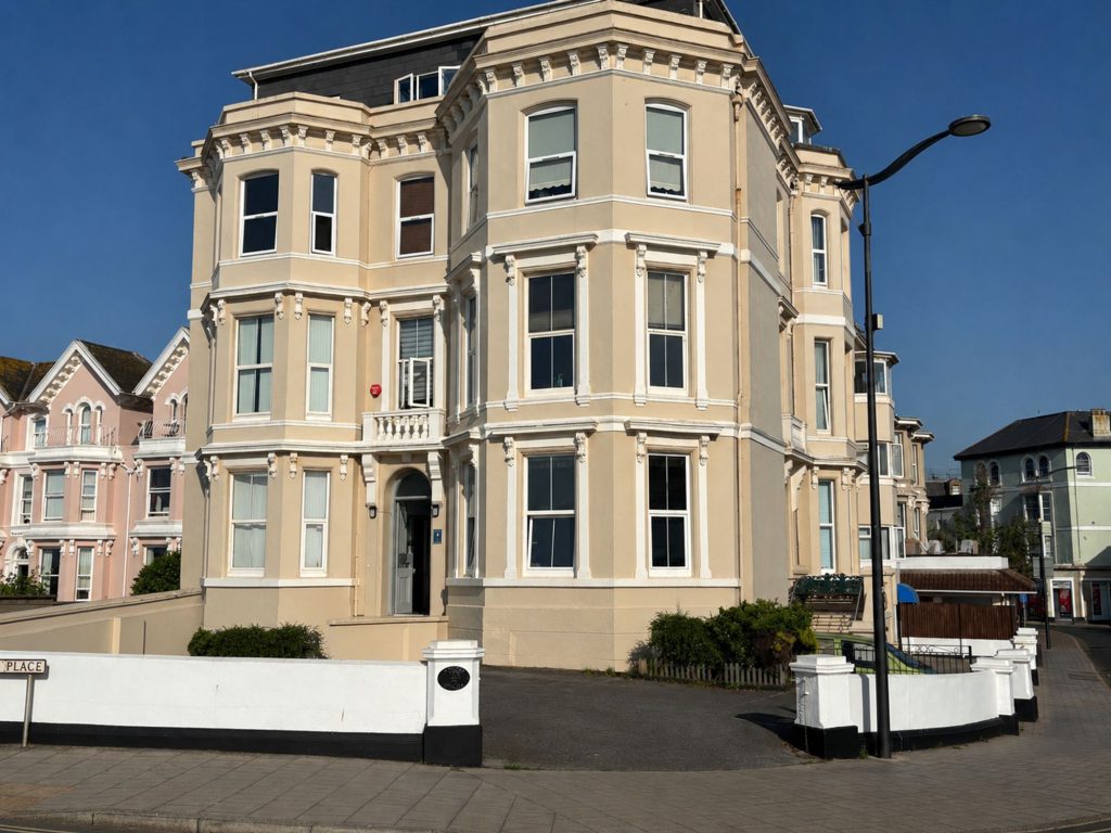 Property main image
