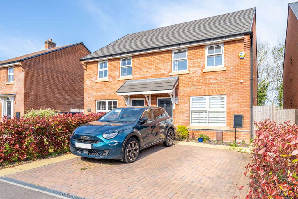 Property main image