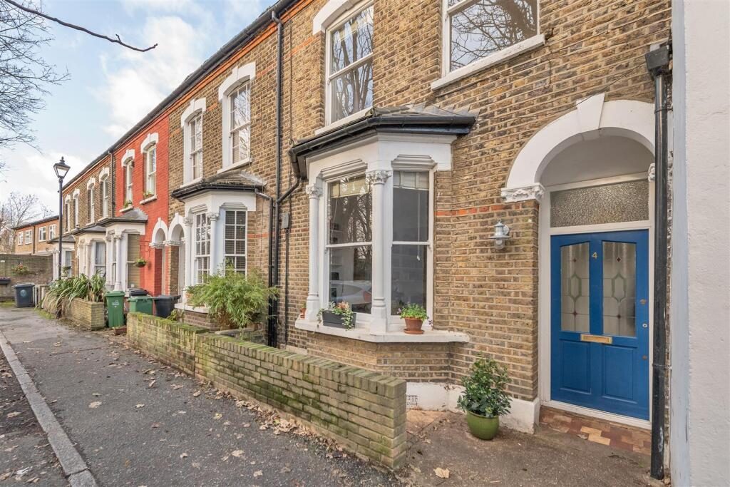Terraced House