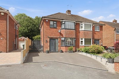 Property on Ling Road, S40 3HS