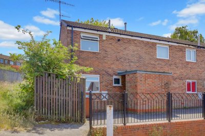Property on Flaxton Way, NG5 9AU