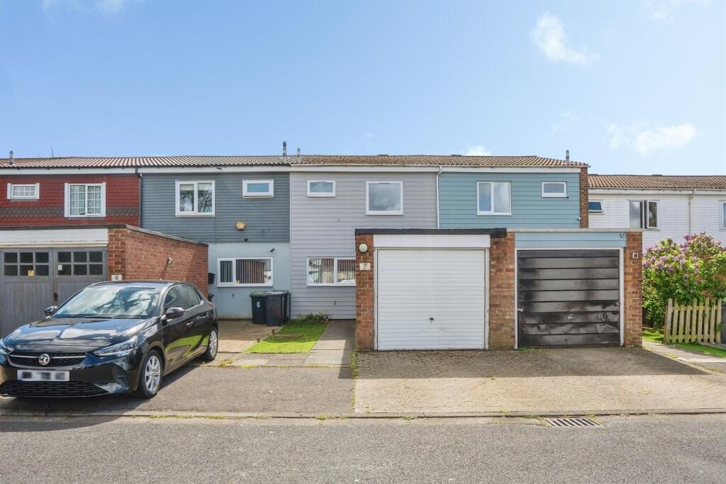 Terraced House