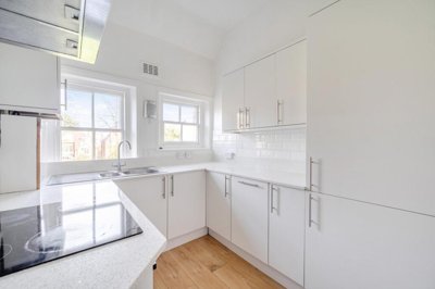 Property on West Hill, SW15 3SR