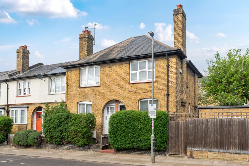 Terraced House