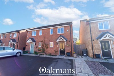 Property on Foundry Walk, B30 3AW