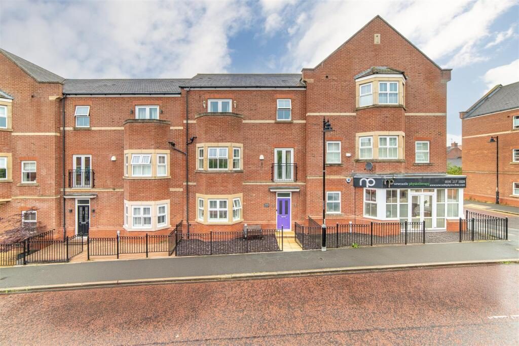 Property main image
