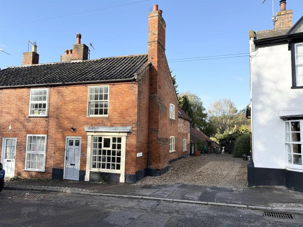 Terraced House
