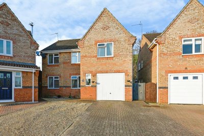 Property on Redfern Close, PE30 3XZ